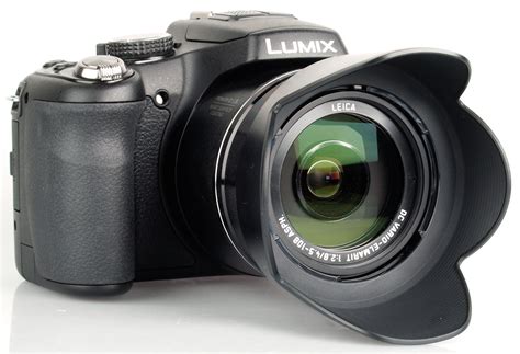 Panasonic Lumix DMC-FZ200 vs Nikon D90 Karşılaştırma